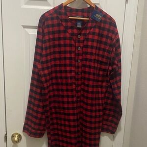 Ralph Lauren Red and Black Checkered House Gown.Perfect for sleeping,lounging